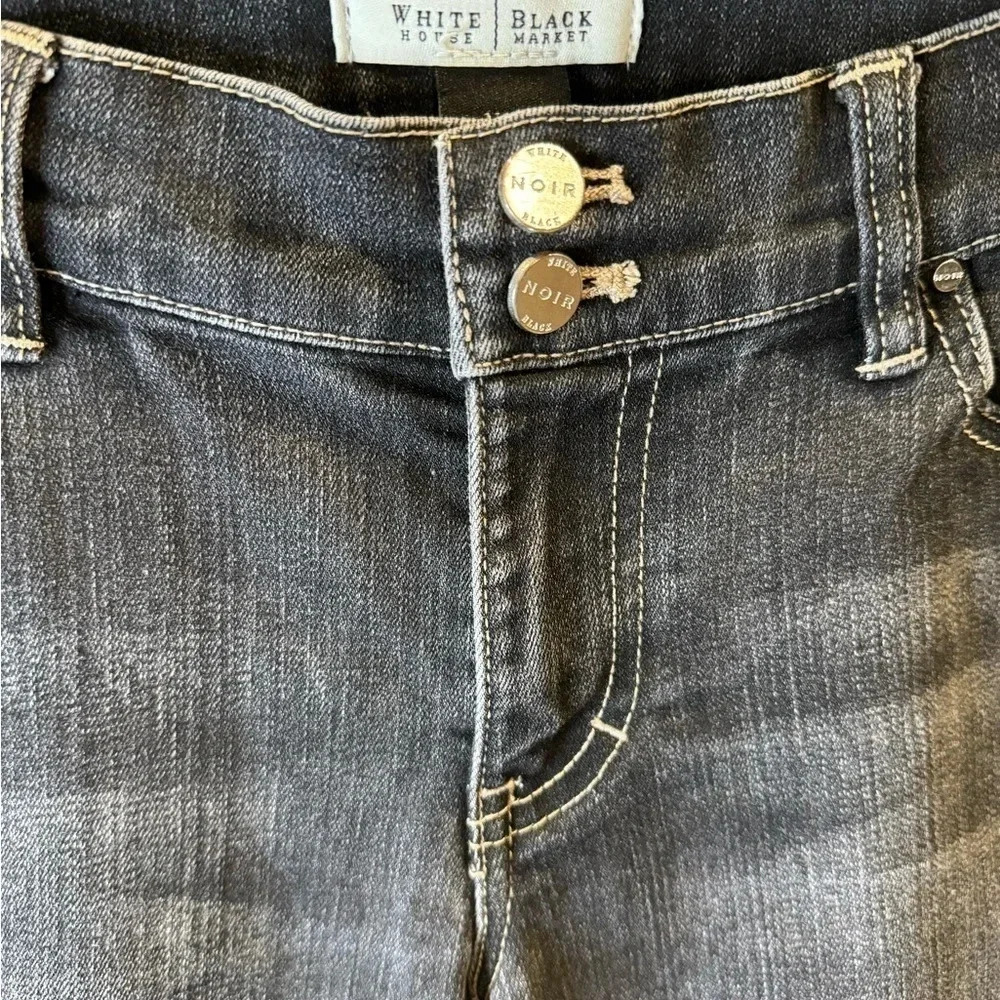 Trendy White House Black Market Black Denim Capri Sz 6 - Picture 7 of 7